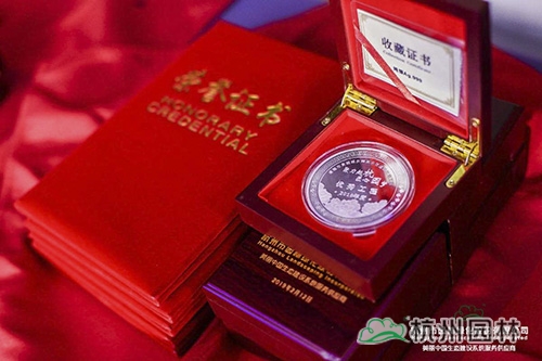 亚洲精品白浆高清久久久久久