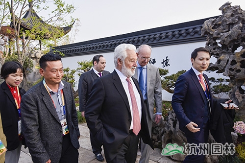 亚洲精品白浆高清久久久久久