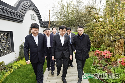 亚洲精品白浆高清久久久久久