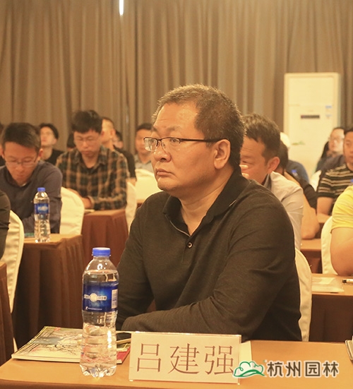 亚洲精品白浆高清久久久久久