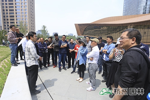 亚洲精品白浆高清久久久久久